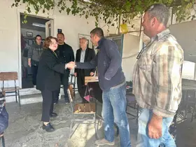 Başkan Gençay’dan Mavişehir pazaryerinde incelemelerde bulundu
