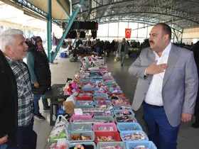 Başkan Hamamcı’dan pazar ziyareti
