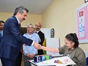 Başkan Oktay Yılmaz, özel öğrencilerin heyecanına ortak oldu
