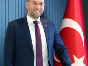 Başkan Özdemir: "30 Ağustos, bağımsız ve özgür yaşama iradesinin şanlı mührüdür"
