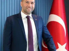 Başkan Özdemir: "Eğitime yapılan yatırım, geleceğe yapılan yatırımdır"
