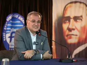 Başkan Özdoğan gençlerle baş başa
