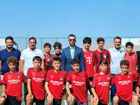 Başkan Özgür İreç İlhan genç sporcularla buluştu
