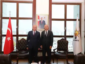 Başkan Özlü Efkan Ala ile bir araya geldi

