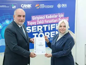 Başkan Sandıkçı: "Hanım kardeşlerimiz, teknolojilerin getirdiği fırsatlarla kariyer planlamalarını oluşturuyor"

