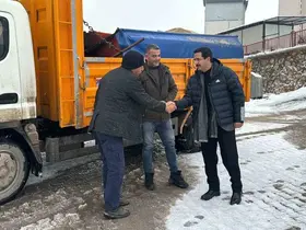 Başkan Taşkın, karla mücadele çalışmalarını sahada inceledi
