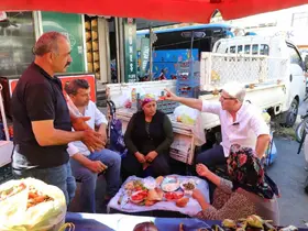 Başkan Tetik, vatandaşlarla bir araya geldi
