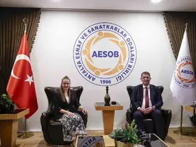 Başkan Vekili Özdemir: "Esnafımız bizim çözüm ortağımız"
