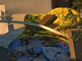 Başkent’te vatandaşlar çöp konteynerlerin yanına bırakılan eşyaların toplanmamasına tepki gösterdi
