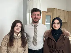 Bayburt Devlet Hastanesinde aşırı el terlemesine cerrahi müdahale
