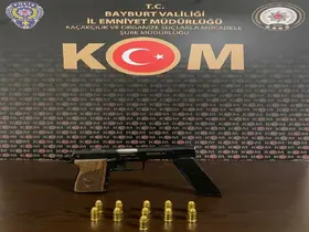 Bayburt polisi kaçakçılığa geçit vermiyor
