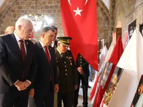 Bayburt’ta 15 Temmuz konulu fotoğraf sergisi açıldı
