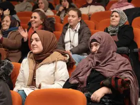 Bayburt’ta ‘Gülümseten Hatıralar’ programı izleyicisiyle buluştu
