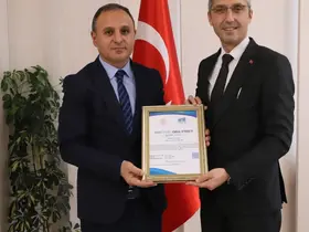 Bayburt’ta iki okula ‘Mavi Yeşil Okul’ etiketi verildi

