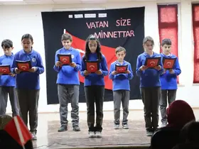 Bayburt’ta öğrencilerden ’Gaziler Günü’ programı

