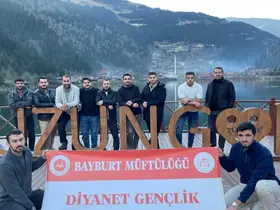 Bayburt’ta üniversite öğrencilerine yönelik tarih ve kültür gezisi düzenlendi
