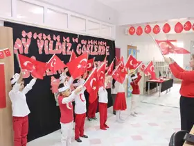 Bayrak sevgisi sınıflarda yankılandı

