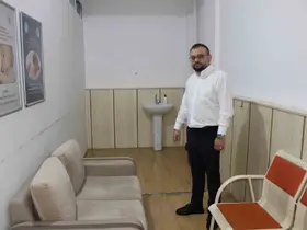 Bebek emzirme odasını eleştiren anneye başhekimden teşekkür
