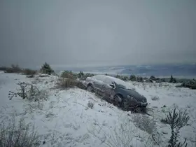 Belediye Başkanı İlhan Özden’in makam aracı kaza yaptı
