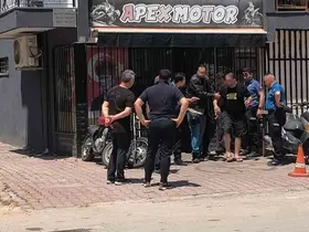 "Ben söz verdim mi tutarım" deyip üzerine benzin dökerek iş yerine kendini kilitledi
