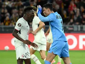 Berke Özer’in kurtarışları, Fransız ve İtalyan basınında geniş yer buldu
