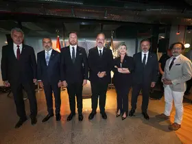 Beşiktaş Yönetim Kurulu Üyeleri, BJK-Kabataş Vakfı Okulları’nın öğretmenlerini Tüpraş Stadyumu’nda ağırladı
