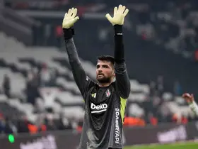 Beşiktaş’ta Ersin Destanoğlu ile yollar ayrıldı
