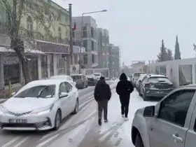 Besni’de yoğun kar yağışı başladı
