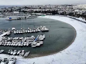 Beyaza bürünen Yeşilköy sahili havadan görüntülendi
