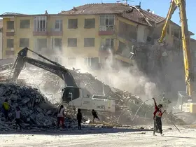 Beydağı Oteli davası eksiklikler nedeniyle ertelendi
