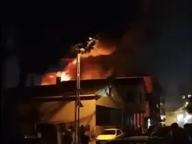 Beykoz’da kulübede çıkan yangın 2 binaya sıçradı
