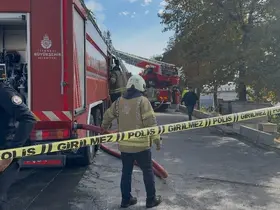 Beylikdüzü’nde fabrika alev alev yandı
