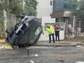 Beylikdüzü’nde kaladırımda yürüyen çocuğa araç çarptı: 1 ölü
