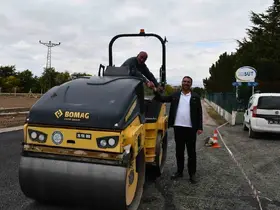 Beylikova Tarım Kredi Süt Fabrikası yolları sıcak asfaltla yenilendi
