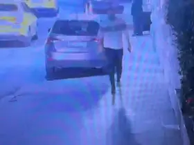 Beyoğlu’nda bir şahıs rastgele havaya ateş etmeye başladı
