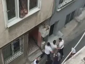 Beyoğlu’nda eniştesinin dükkanında saçını yaptırdı, para tartışması sonrası ortalık karıştı
