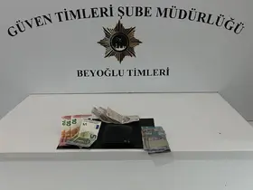 Beyoğlu’nda güven timleri yankesiciyi suçüstü yakaladı

