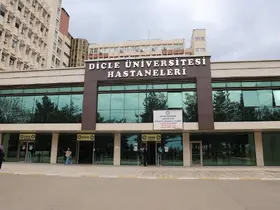 Bıçak parası aldığı için 15 yıla kadar hapis talebi  ile dava açılmıştı, görevine geri döndü
