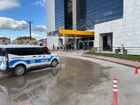 Bıçakla dehşet saçmıştı: O anlar kamerada
