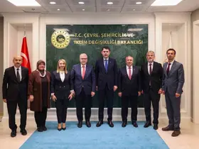 Bilecik heyeti Bakan Kurum’la yatırımları masaya yatırdı
