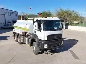 Bilecik İl Özel İdaresi’nin araç filosuna yeni su tankeri
