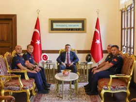 Bilecik Valisi Sözer, itfaiye personelleri ile bir araya geldi
