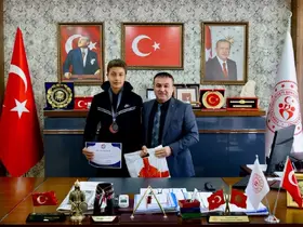 Bilecikli sporcular U14 Türkiye Salon Şampiyonası’nda SEM barajını geçti
