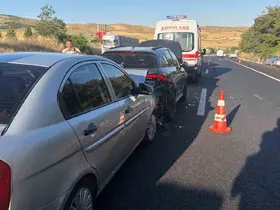 Bilecik’te 4 aracın karıştığı zincirleme kazada 2 çocuk yaralandı
