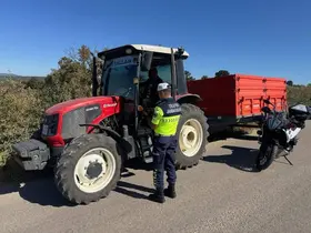 Bilecik’te jandarmadan traktör sürücülerine hayati uyarı
