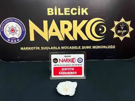 Bilecik’te şüpheli araçta uyuşturucu ele geçirildi
