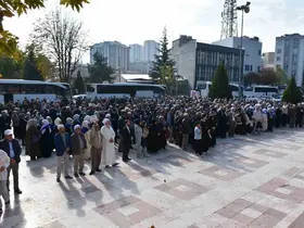 Bilecik’ten 305 umreci dualarla kutsal topraklara uğurlandı

