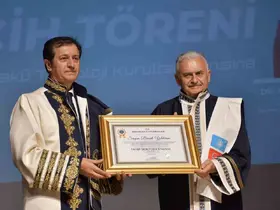 Binali Yıldırım’a fahri doktora ünvanı verildi
