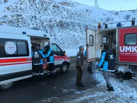 Bingöl’de UMKE’den zorlu şartlarda hasta nakli
