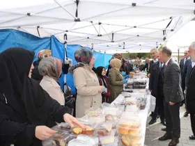 Bir ilçe 7 yıldır yatağa bağımlı olan Sefa için seferber oldı
